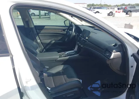 2022 Honda Accord Hybrid Touring z USA, uszkodzony, nr VIN 1HGCV3F98NA022353